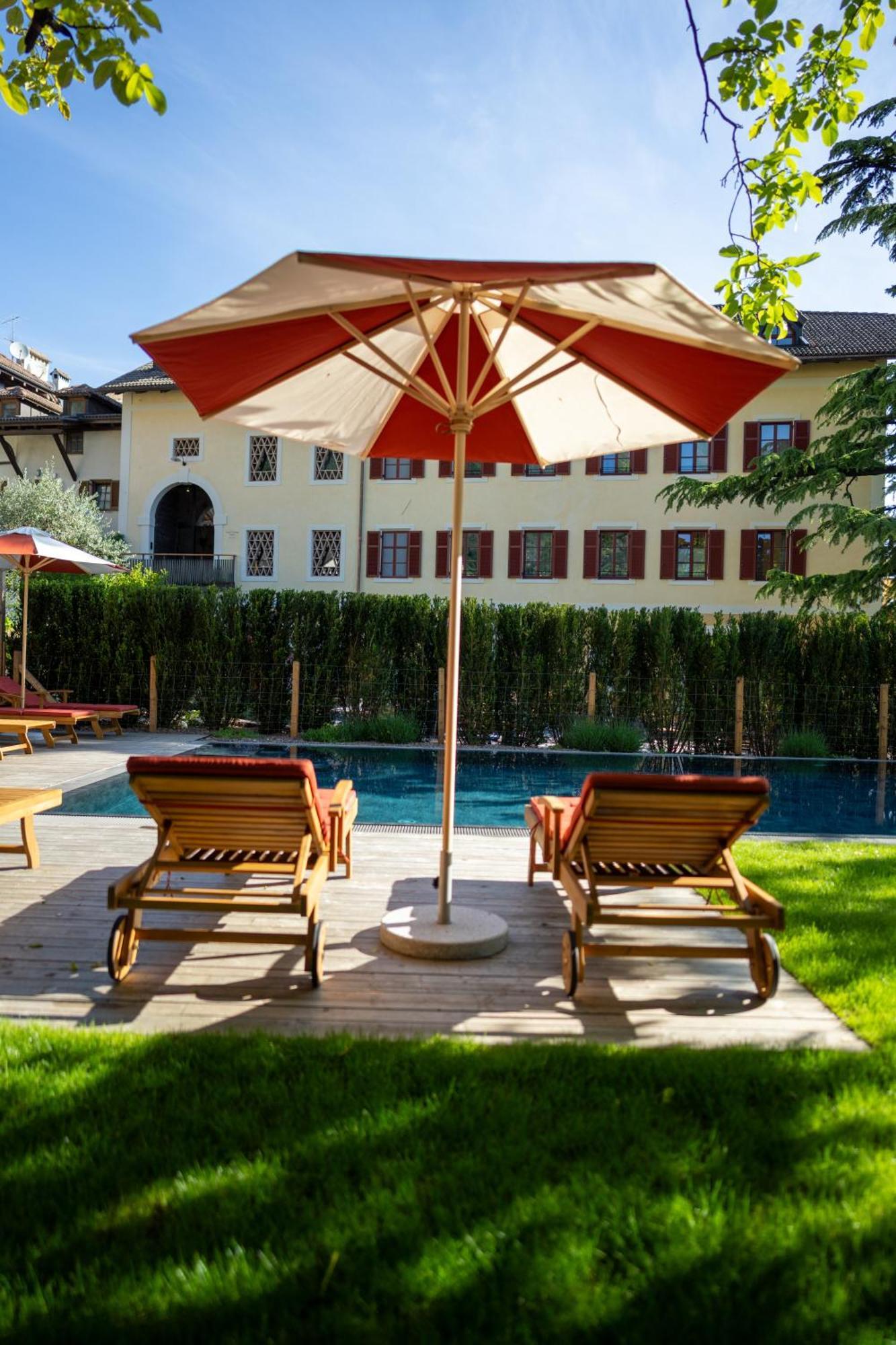 Castel Sallegg Suites Adults Only Caldaro Kültér fotó